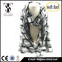 2015 fashionable design for men and women white black print checked100% acrylic scarf thin oversize shawl